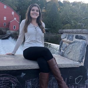 Meet your Posher, Gina